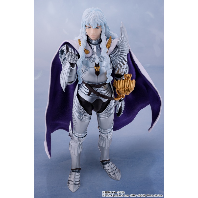Berserk S.H.Figuarts – Griffith (Hawk of Light)