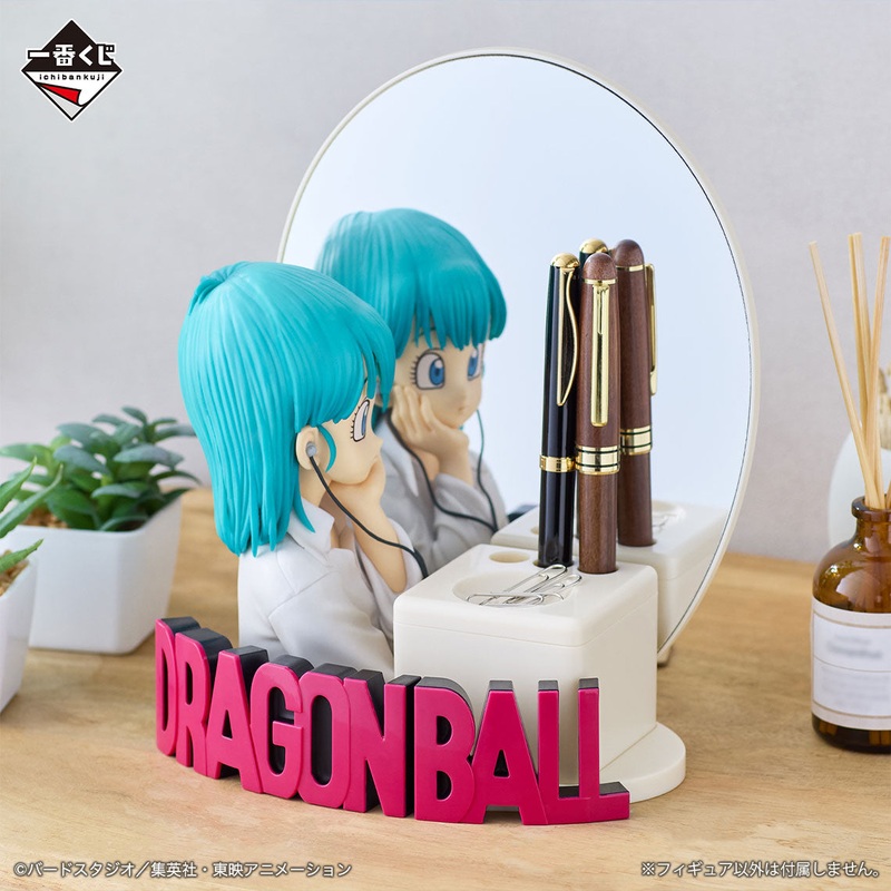 Ichiban Kuji Dragon Ball Fantastic Adventure – B Prize: Bulma Figure with Mirror