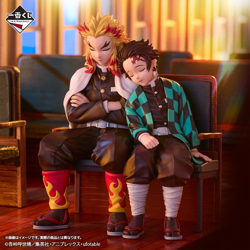 ICHIBAN KUJI DEMON SLAYER – THE CONNECTED TRAIL – B PRIZE – REVIBLE MOMENT KAMADO TANJIRO & RENGOKU KYOJURO