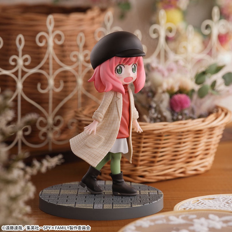 Spy x Family Luminasta Fashion Ver. Vol.1.5 Anya Forger